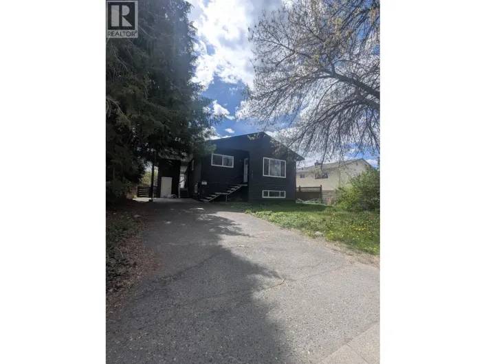 721 Raymer Avenue, Kelowna