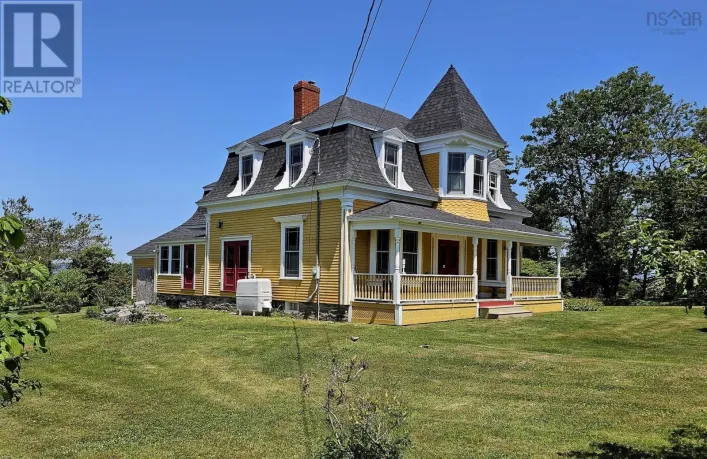 7213 Highway 101, Plympton