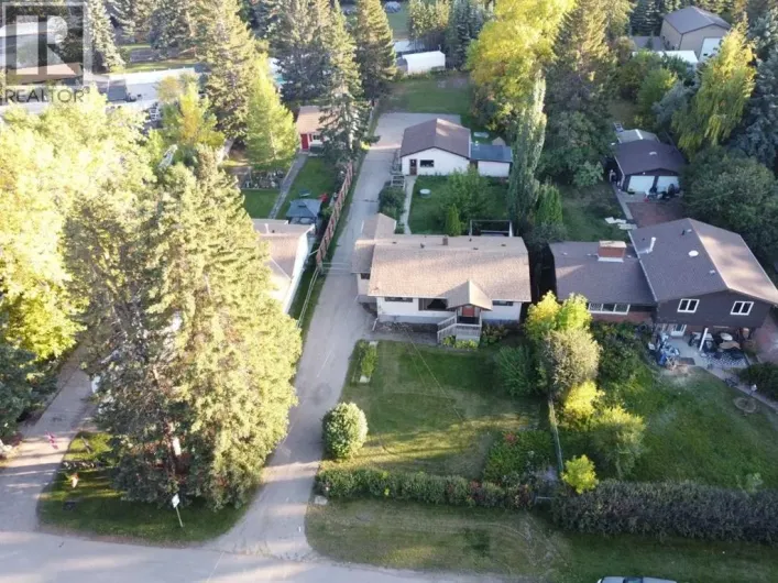 7219 Bow Crescent NW, Calgary