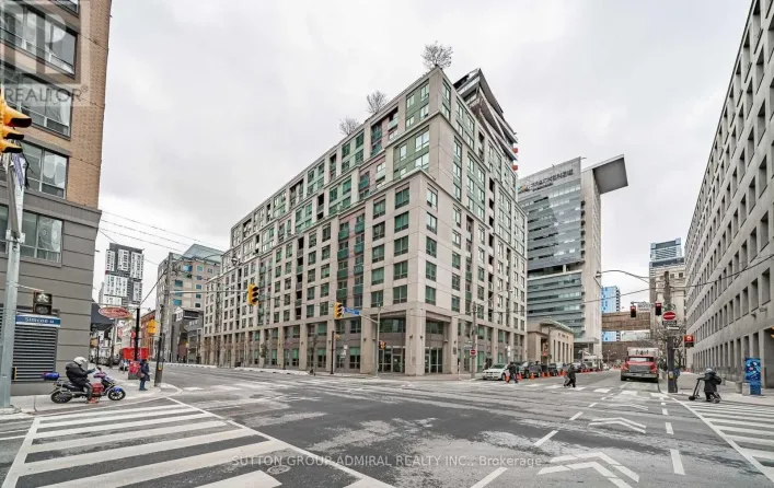 722 - 168 SIMCOE STREET, Toronto