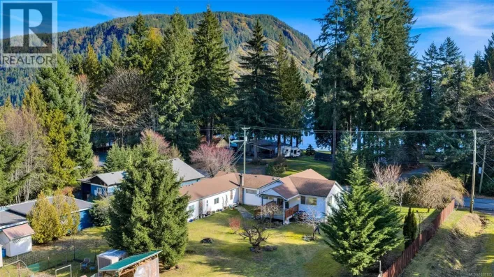7220 Walton Rd, Honeymoon Bay