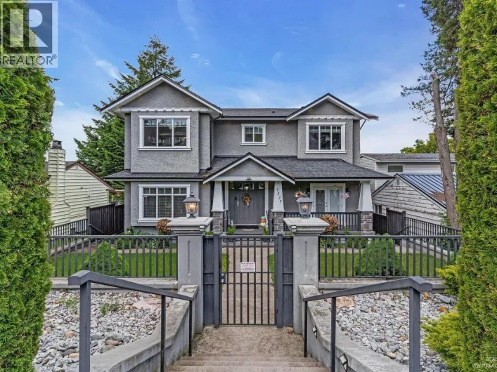 7227 BARNET ROAD, Burnaby