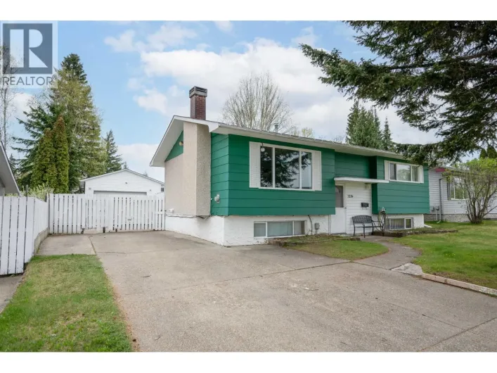 7229 IMPERIAL CRESCENT, Prince George