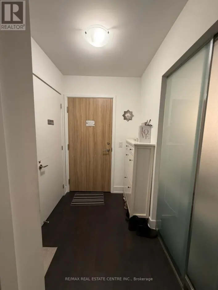 723 - 3100 KEELE STREET, Toronto