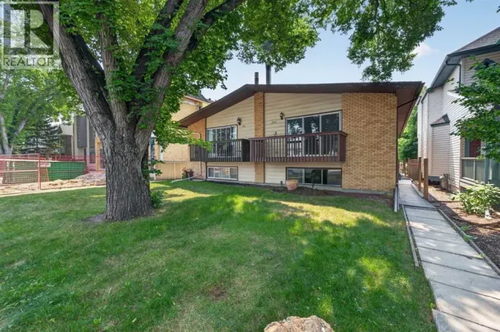 723 55 Avenue SW, Calgary