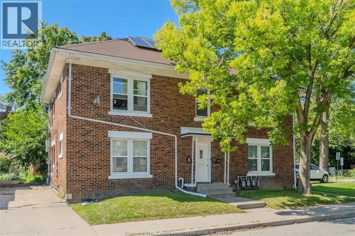 723 Parent, Windsor