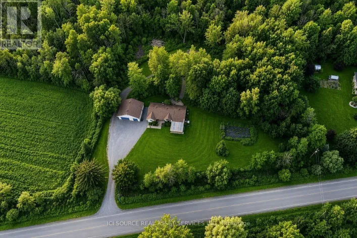723 ROUTE 200, Russell