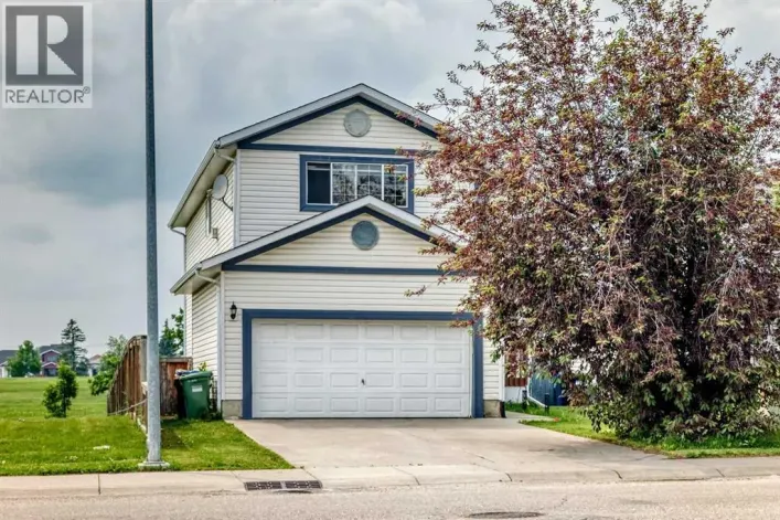 7230 Laguna Way NE, Calgary