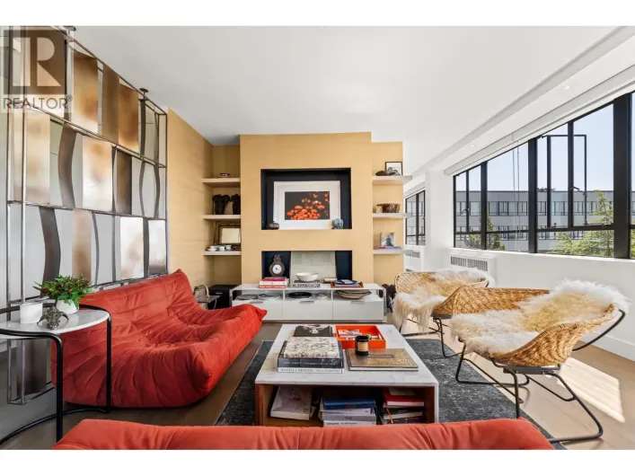 724 1445 MARPOLE AVENUE, Vancouver