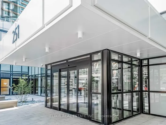 724 - 251 MANITOBA STREET, Toronto