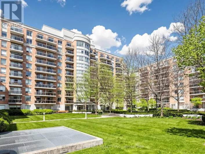 724 - 650 LAWRENCE AVENUE W, Toronto