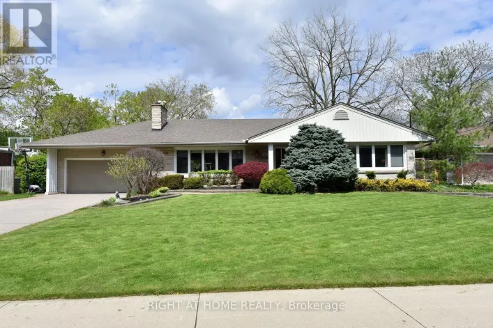 724 COURTLAND PLACE, Burlington
