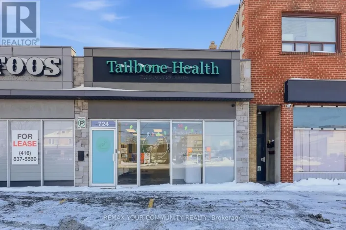 724 LAKESHORE ROAD E, Mississauga