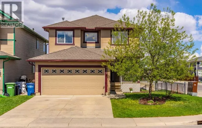 724 Luxstone Landing SW, Airdrie