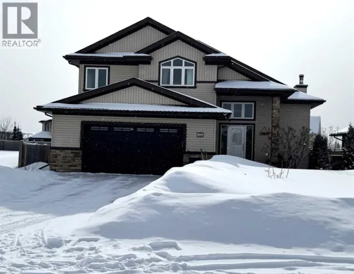 725 10 Street SE, Slave Lake