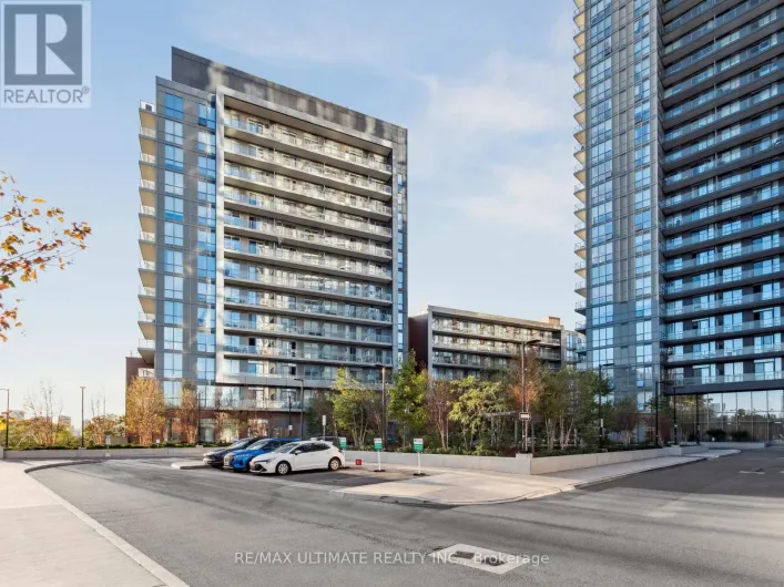 725 - 36 FOREST MANOR ROAD, Toronto