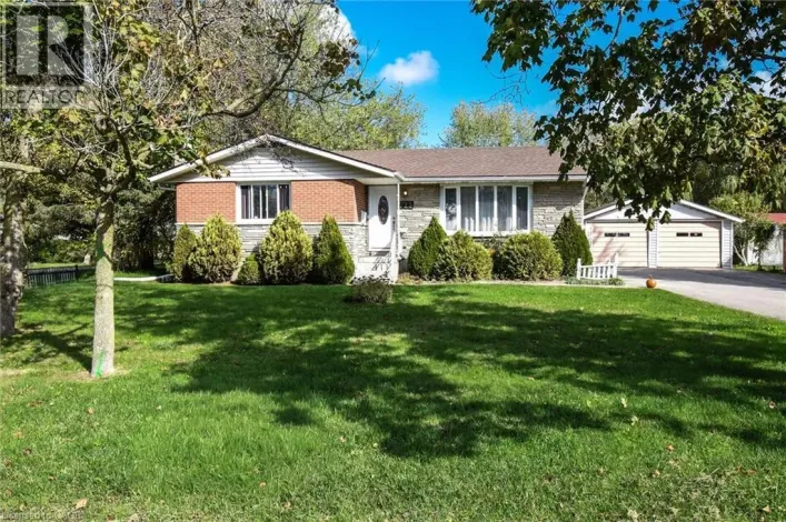 725 CROSS Street W, Dunnville