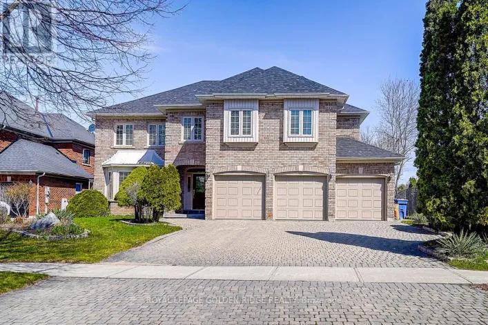 725 EXCELLER CIRCLE, Newmarket