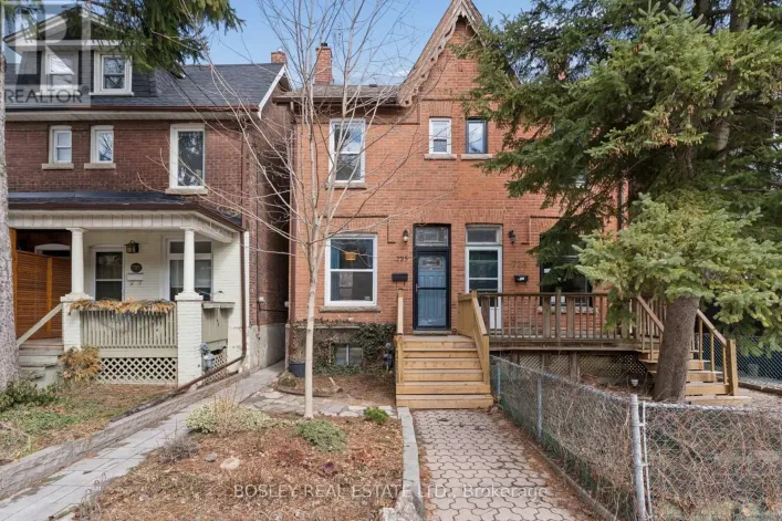 725 MANNING AVENUE, Toronto
