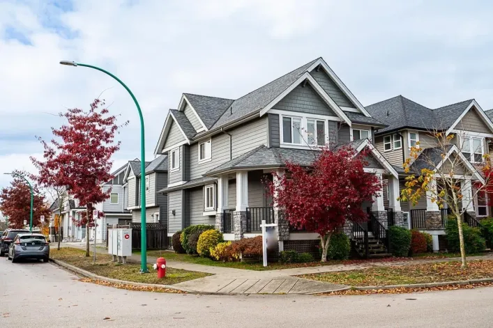 7251 196 STREET, Surrey