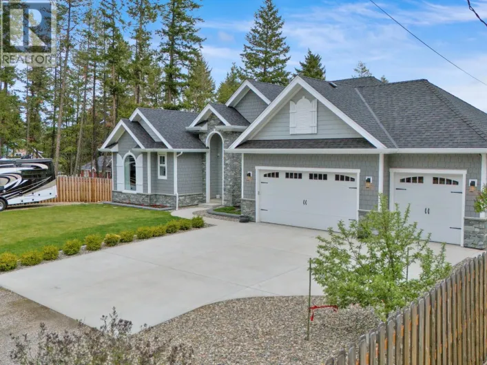 7255 Dunwaters Road, Kelowna