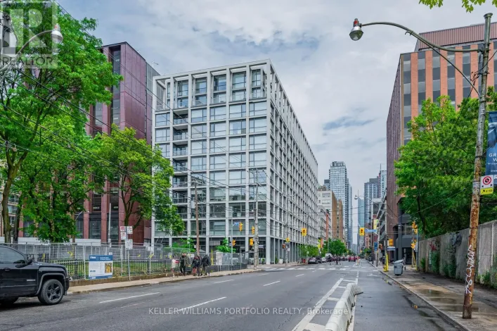 726 - 39 BRANT STREET, Toronto