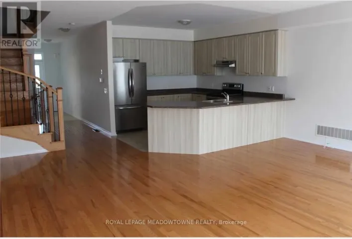 726 FARMSTEAD DRIVE, Milton