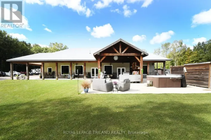 7264 RIDGE ROAD, Lambton Shores