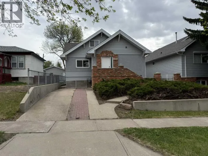 727 8 Street S, Lethbridge
