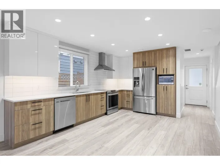 727 Cadder Avenue, Kelowna