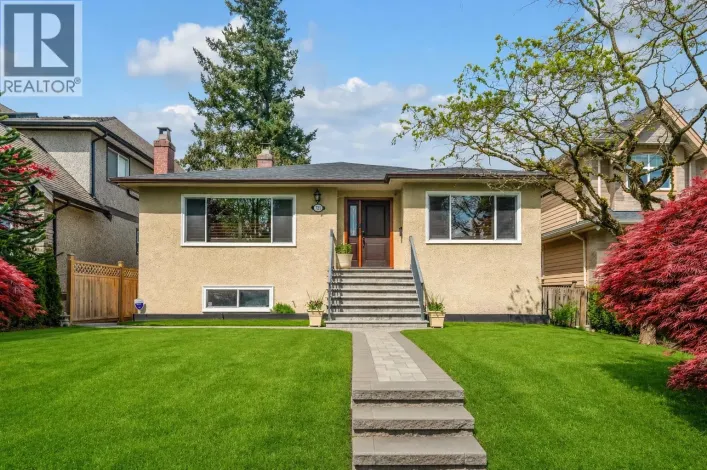 727 W 66TH AVENUE, Vancouver