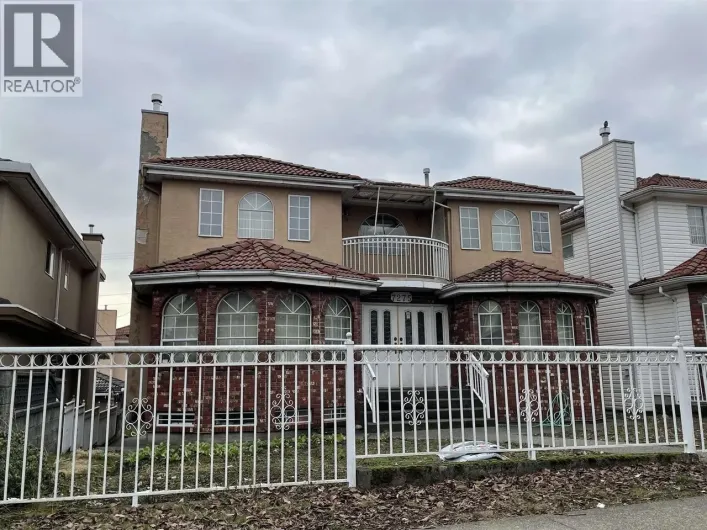 7275 VICTORIA DRIVE, Vancouver