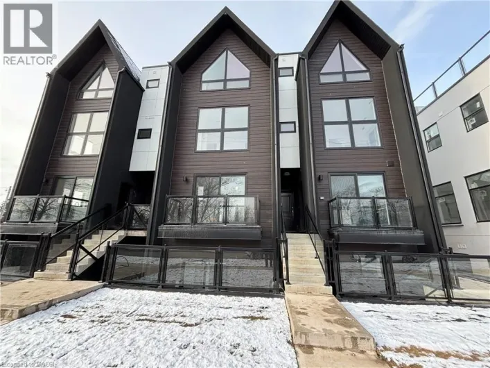 7277 WILSON Crescent Unit# 107, Niagara Falls