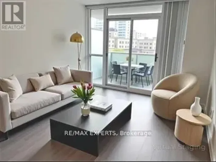 728 - 25 LOWER SIMCOE STREET, Toronto