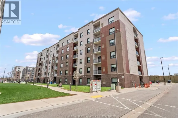 728 BROWNSTONE Unit# 610, Lakeshore