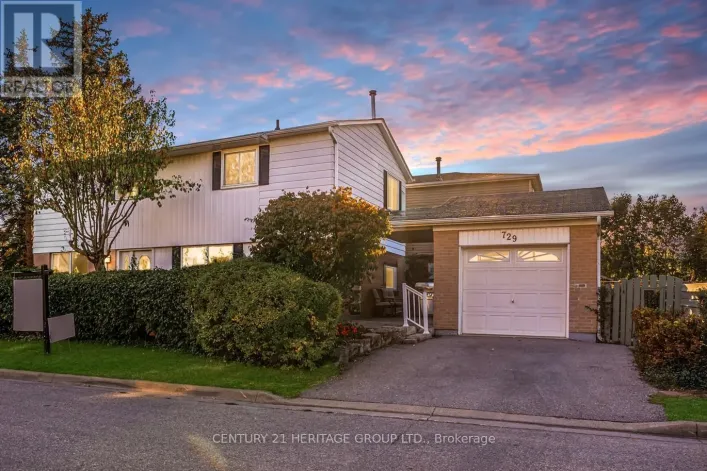 729 BEMAN DRIVE, Newmarket