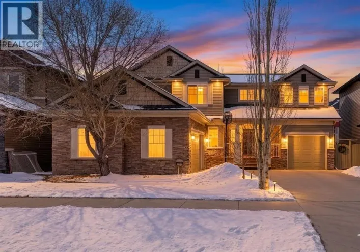 729 Canoe Avenue SW, Airdrie