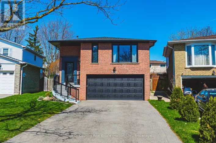 729 COULSON AVENUE, Milton
