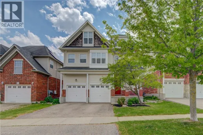 729 KEATS Way, Waterloo