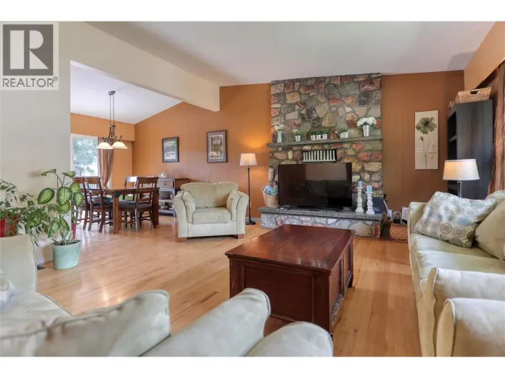729 Lynnwood Crescent, Castlegar
