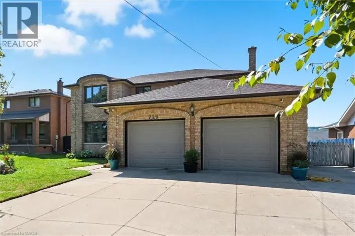 729 WINSTON Road, Grimsby