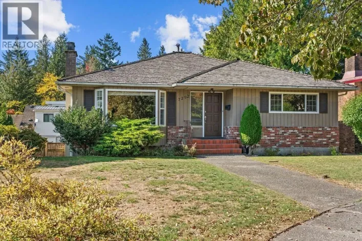 7292 SHAWNEE PLACE, Vancouver