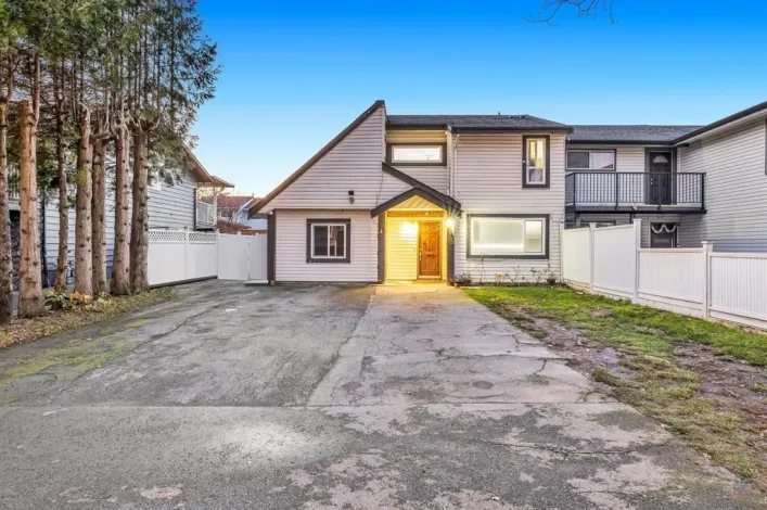 7295 130A STREET, Surrey