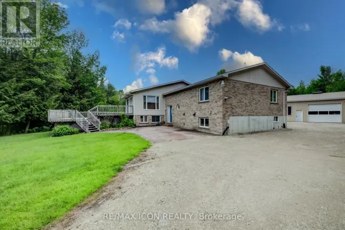 7298 8 SIDE ROAD W, Wellington North