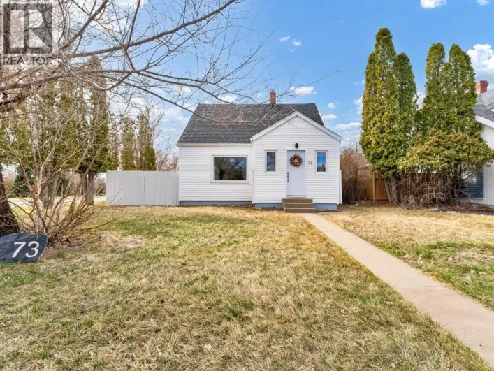 73 9 Street SE, Medicine Hat