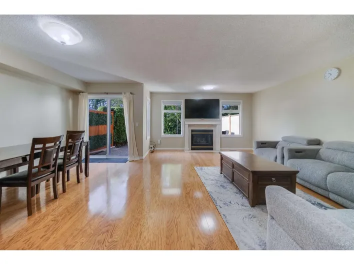 73 9045 WALNUT GROVE DRIVE, Langley