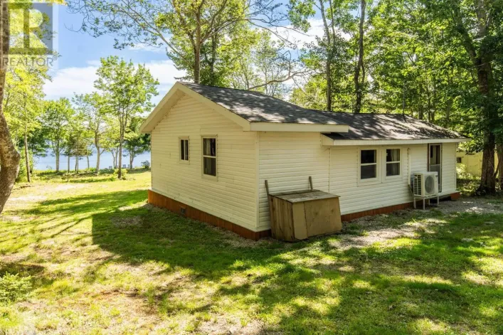 73 Beechwood Drive, Forest Glen
