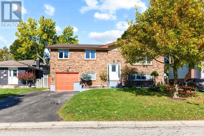 73 GABLEWOOD CRESCENT, London North