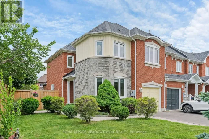 73 JAMES YOUNG DRIVE, Halton Hills