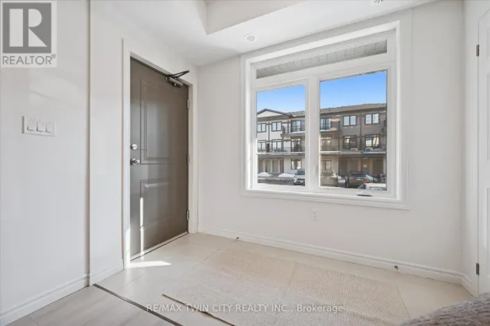 73 LOMOND LANE, Kitchener